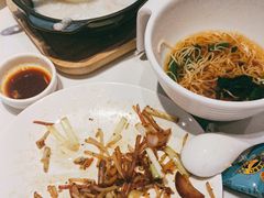 -花少爷·鲜虾干贝粥(延安万达店)