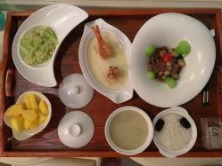 -裕月馨月子中心(滨江店)