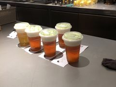 金凤茶王-喜茶(上海正大广场店)