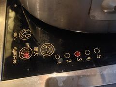 -捞王锅物料理(上海世茂广场店)