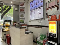 -银记肠粉店(市二宫店)