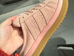 -adidas(滔搏朝阳大悦城店)