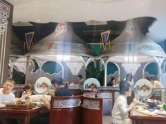 -哈啾嗨·新概念蒙餐(红星新城店)