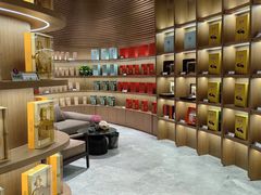 -华致酒行(沈砖公路店)