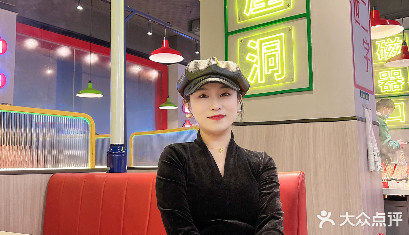 一定要在辣锅里涮 不管是配麻汁酱还是油碟都jv好吃