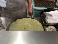 煎饼果子-董师傅水磨煎饼(天塔菜市场店)