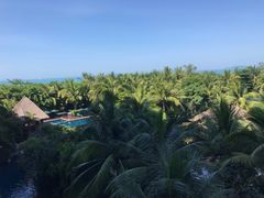 -三亚湾海居铂尔曼度假酒店