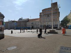 -耶拉契奇总督广场