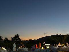 -亚龙湾希尔顿自助餐厅·海鲜·烧烤·沙滩BBQ·现场乐队
