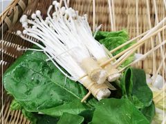 -马路边边串串香(延庆环球新意广场店)