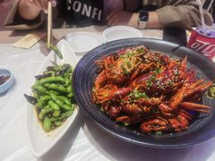 -肥肥虾庄·金牌油焖大虾(首义路店)
