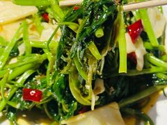 -雀舞云南菜(天津天河城购物中心店)