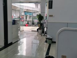 -蕾特恩专业祛痘·皮肤管理