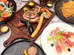 -北京奥加美术馆酒店(三里屯工人体育场地铁站店)
