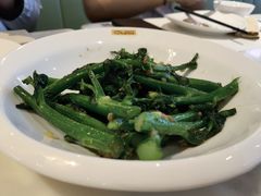 -港丽餐厅(高德置地店)