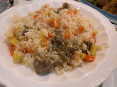 -汗腾格里·风味餐厅(新疆驻京办店)