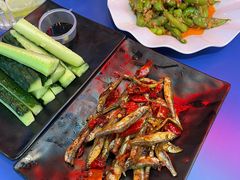 香辣小鱼仔-一只虾·小龙虾·烧烤·肉蟹煲(同泰时代广场店)