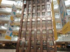 -新世界大丸百货