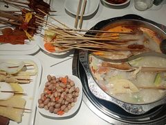 -佰人王串串香火锅(洋珠巷店)