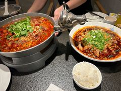 -万重锦·人文川菜馆(骡马市店)