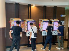 -麦当劳(展览路店)