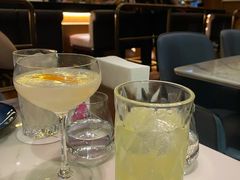 根据客人口味调制鸡尾酒-酒池星座(深圳湾后海汇店)