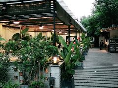 -浮何烤铺(桐梓林店)