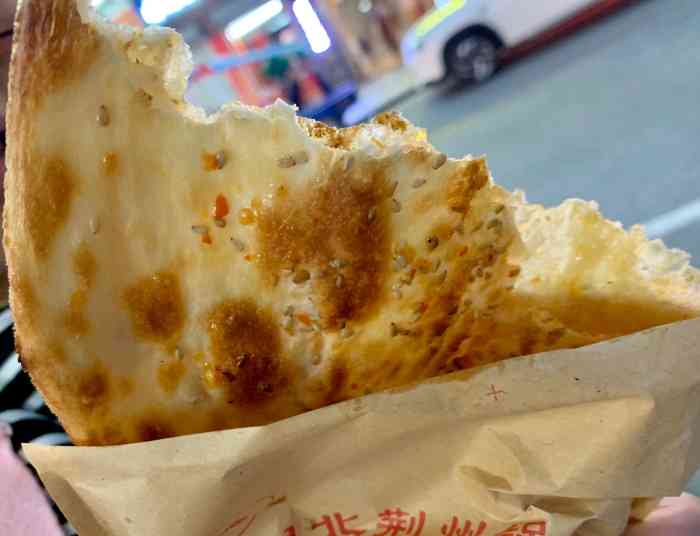 正宗湖北荆州烧饼(广外店)-"丛云路上的这家小吃店人气很高哦,特别是