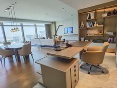 -深圳国际会展中心希尔顿酒店(前海华发冰雪世界店)