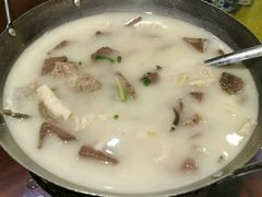 眀炉肚肺汤-小溪桥三号院子(华庄店)
