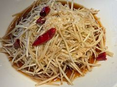 抽炝溧阳白芹芽-红厨巷·淮扬菜(熙南里店)