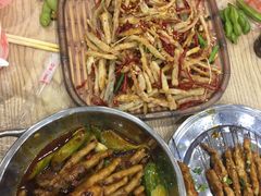 -江城燕子大排档(江汉路步行街店)