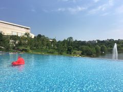 -三岔湖环球融创天堂洲际酒店水乐园
