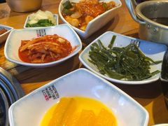 -唯成•韩国炭火烤肉 유성고기