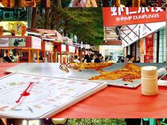 -三亚火车头万人海鲜广场