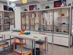 -潘多拉眼镜·蔡司依视路明月(潘家园店)