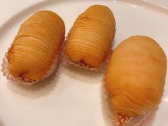 金牌榴莲酥-唐宫海鲜舫