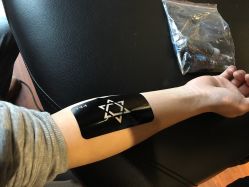 -鳌首刺青纹身 穿孔饰品店