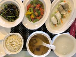 -爱妈月子会所(汕樟总店)