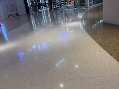 -LuOne凯德晶萃广场(徐家汇路店)