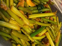 蒜苔炒肉-尚味轩壹号饭堂(曼哈顿广场店)