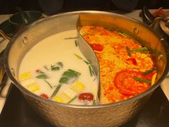 -椰子湾·海南火锅·糟粕醋·椰子鸡(正大广场店)