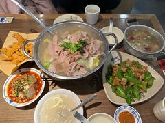 -肖四女乐山跷脚牛肉(世博源店)