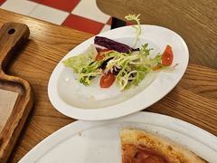 -城市大道红炉披萨烘焙坊