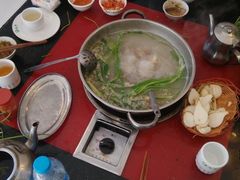 -老石黑山羊毛驴肉火锅(金凯广场店)