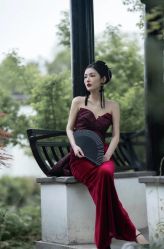 -Lady  Jane高端婚纱礼服馆
