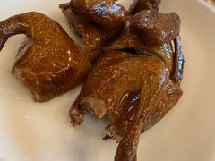烤乳鸽-夏阳湖皇冠假日酒店-中餐厅