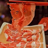  讲真的！在上海就吃过这一次正宗的山泉清水铜锅涮肉‼️