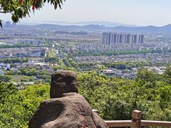 -灵岩山风景区