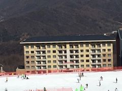 -鳌山滑雪度假区